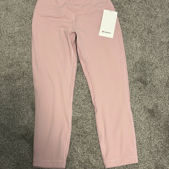 lululemon Align™ / Peloton High-Rise Crop 23" BNWT - Picture 4 of 8